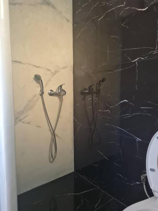 Nara House 2 Apartment Артемида Екстериор снимка