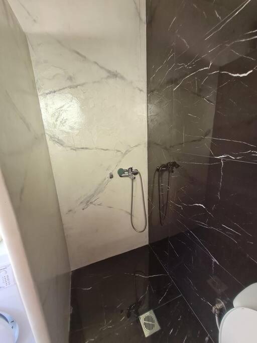 Nara House 2 Apartment Артемида Екстериор снимка